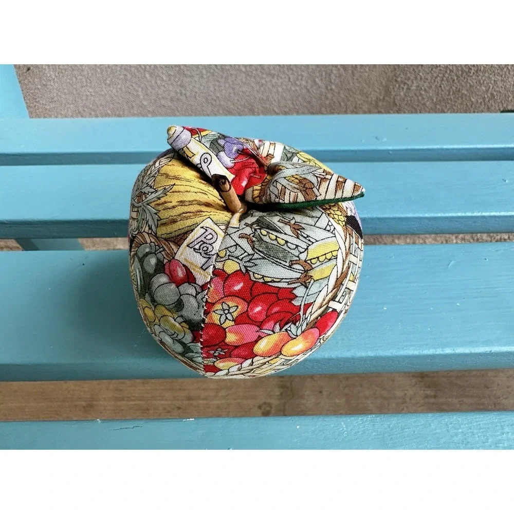 Vintage Fabric Apple Pin Needle Cushion‎ Fruits Veggie 3